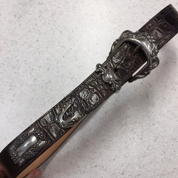 Brighton Women's Belt 1993 S#42209 Med Brown Leather with Silver Embellishments - Picture 2 of 6